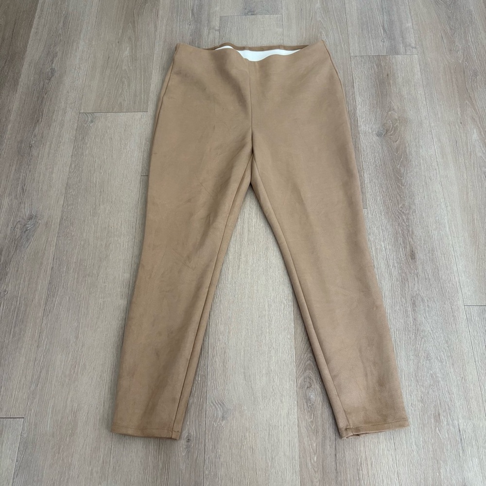Chicos Womens Pants Size 12R Tan Beige Pull On Faux Suede Stretch Pants Career
